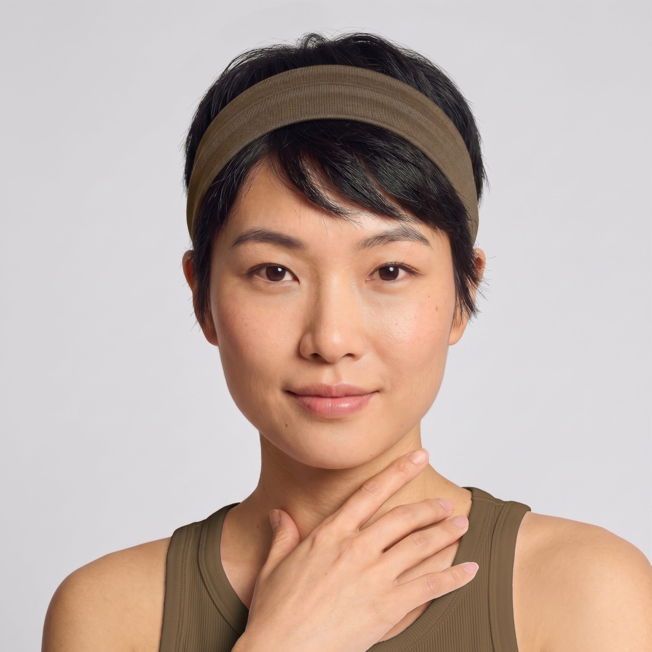 501185-RecycledFabricActiveHeadbands-3pc-Hair-Sedona-AI-Model-6-300dpi.jpg